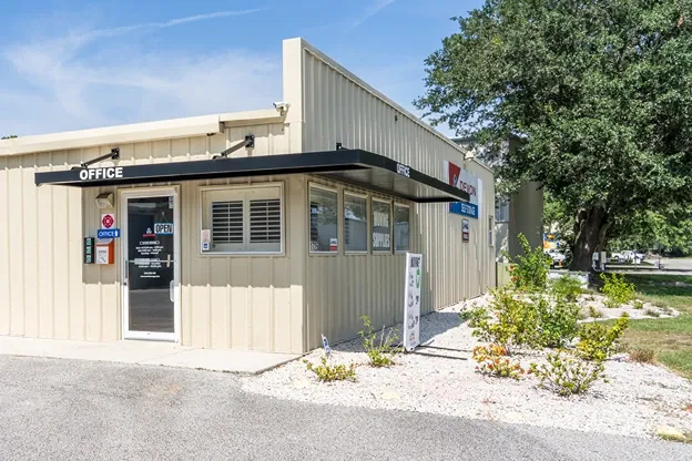 Self storage office with on-site management and customer service